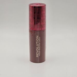 Makeup Revolution Pout Tint Lip Gloss Moisturizing Effect Sweetie Coral